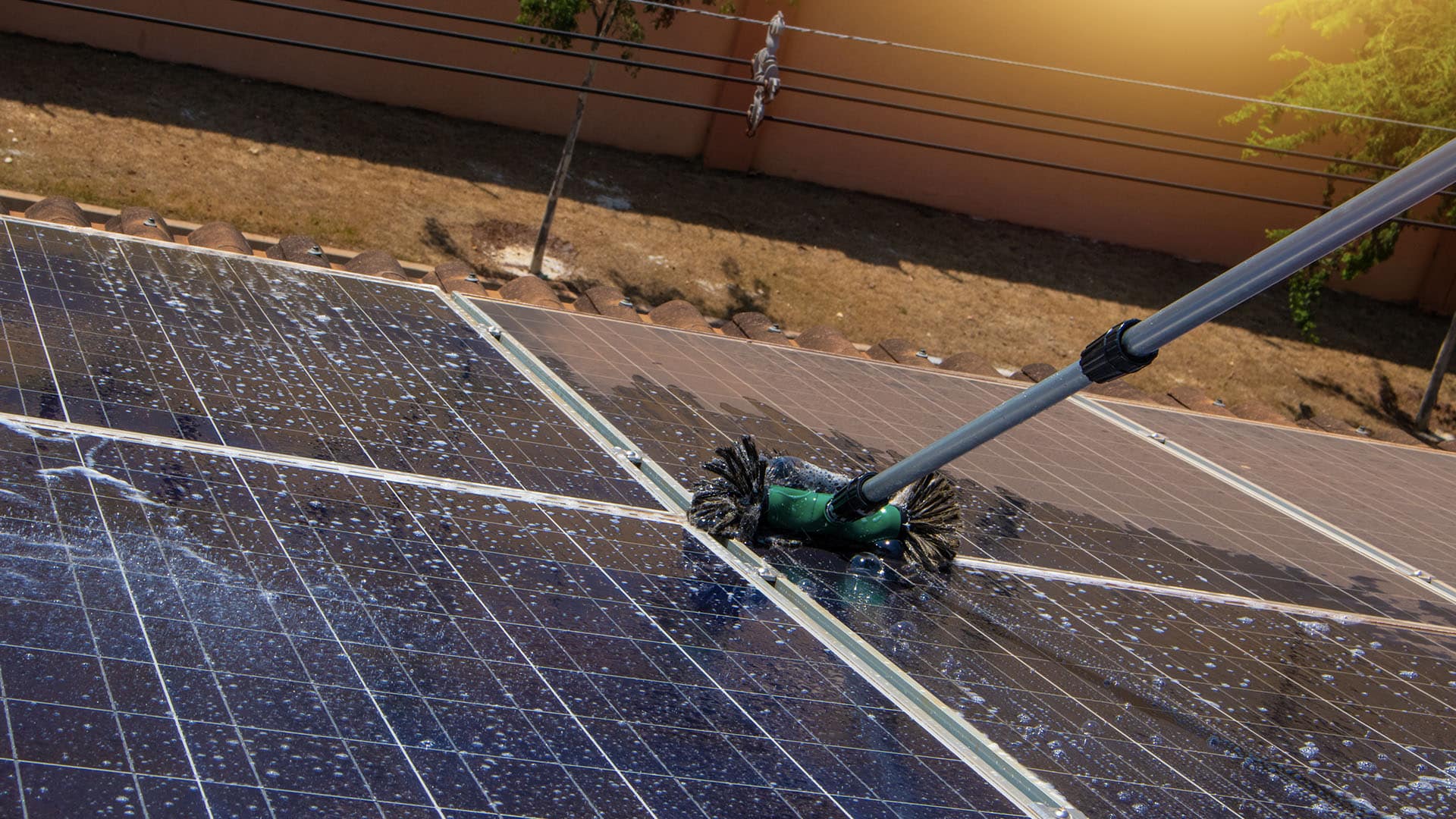 Comment entretenir ses panneaux photovoltaïques pour maintenir leur performance ?